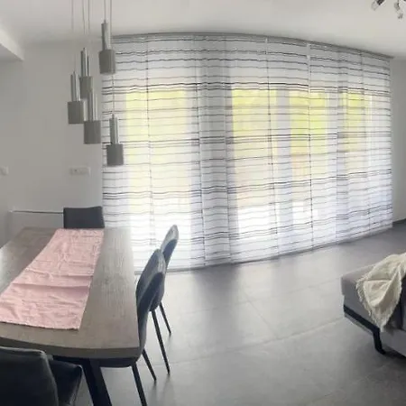 Apartman Lana Rab Town