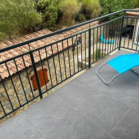 Apartman Lana *
